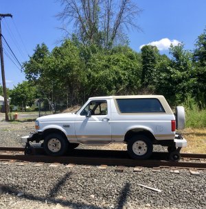 Bronco crossing inspection Hartford CT Aug 2020.jpeg