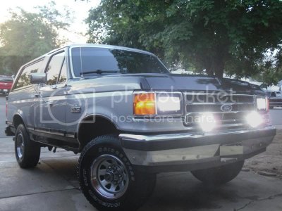 Bronco2.jpg Bronco2.jpg