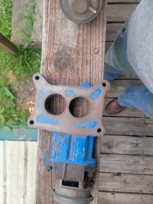 352-428 -- 2 BARREL STEEL CARB SPACER.jpg